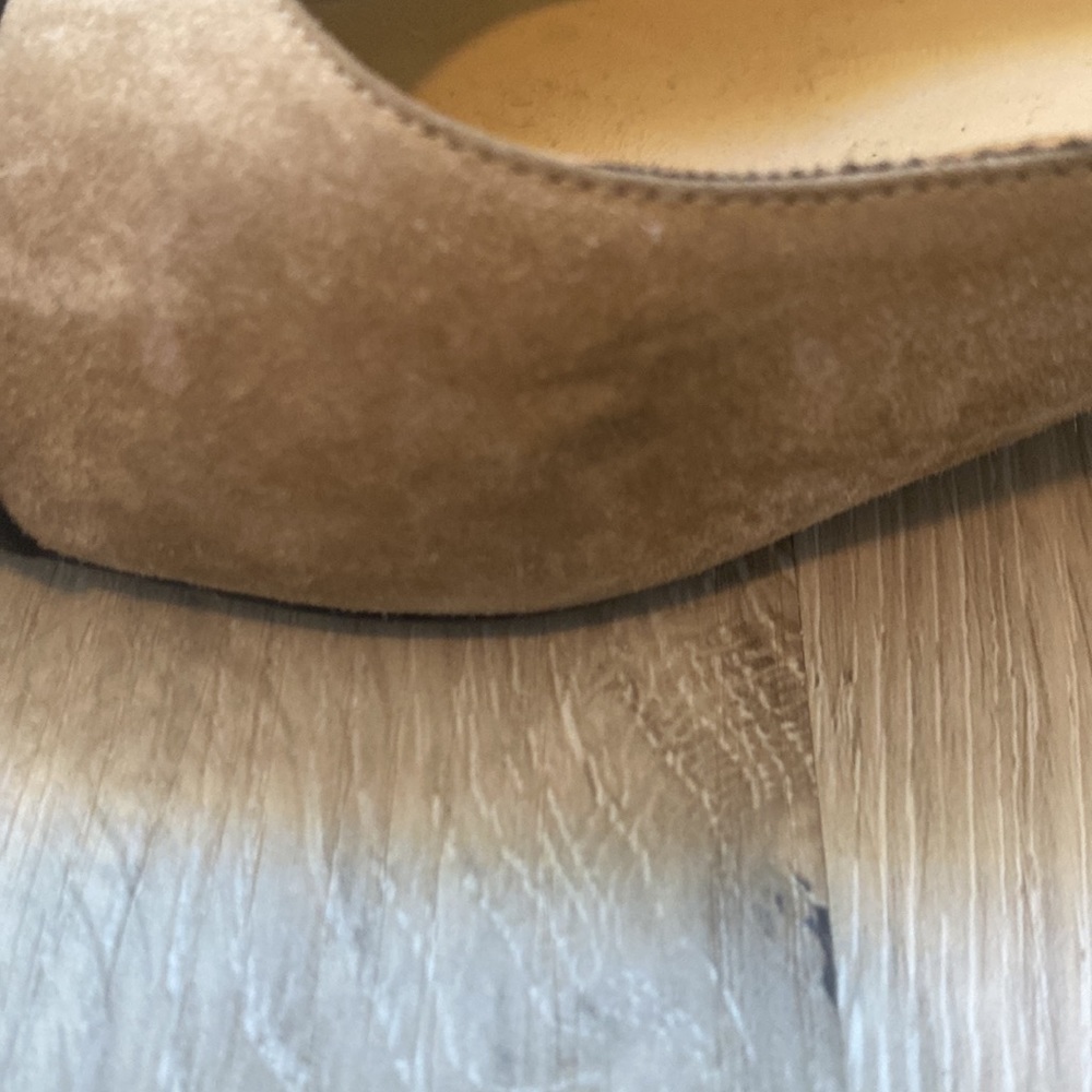CHANEL Tan and Black Women's Shoes - Picture 14 of 16